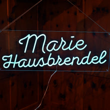Laden Sie das Bild in den Galerie-Viewer, Marie Leuchtschild
